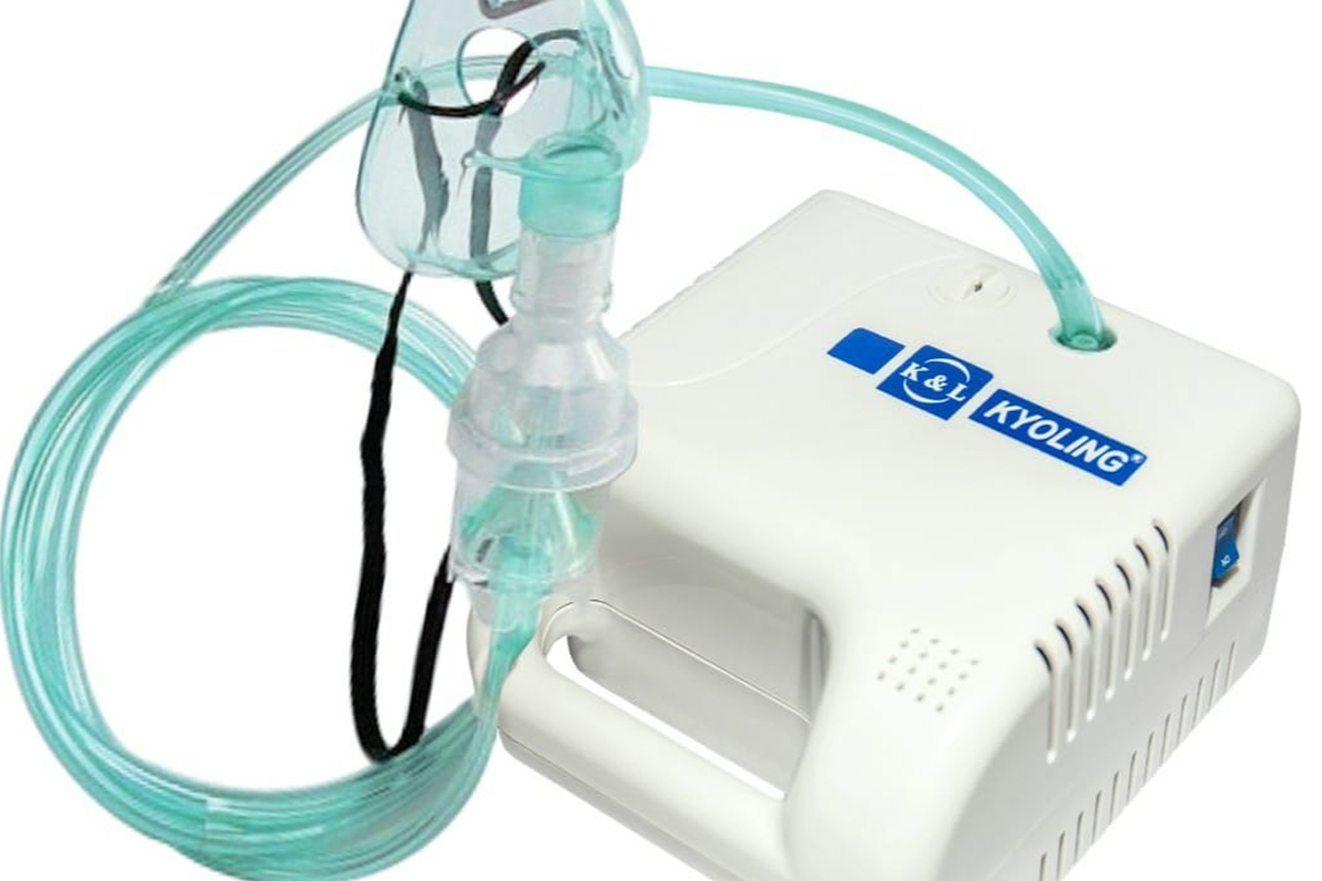 Nebulizer with oxygen service at ABM Hospital
